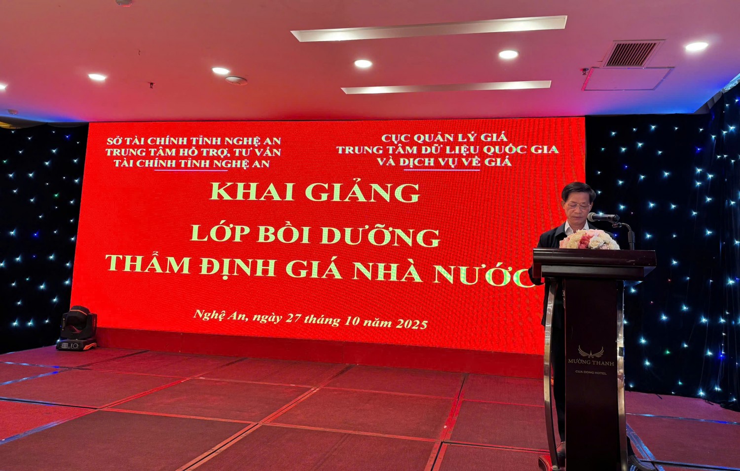 Trung tâm Hỗ trợ, Tư vấn Tài chính-Sở Tài chính phối hợp Cục giá Bộ Tài chính mở lớp Bồi dưỡng nghiệp vụ và cấp chứng chỉ Thẩm định giá Nhà nước